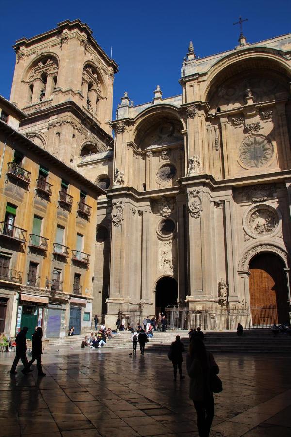 Ninos Luchando Granada Exterior photo