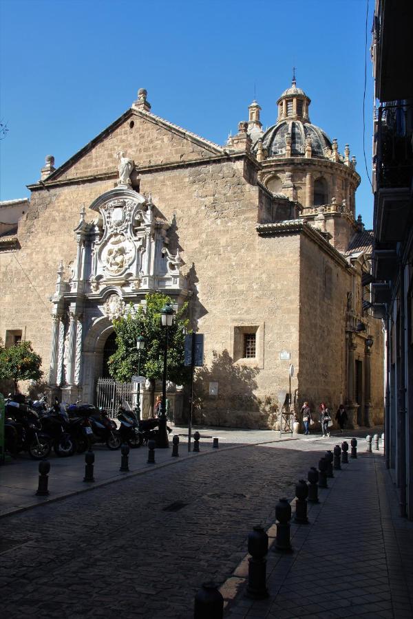 Ninos Luchando Granada Exterior photo